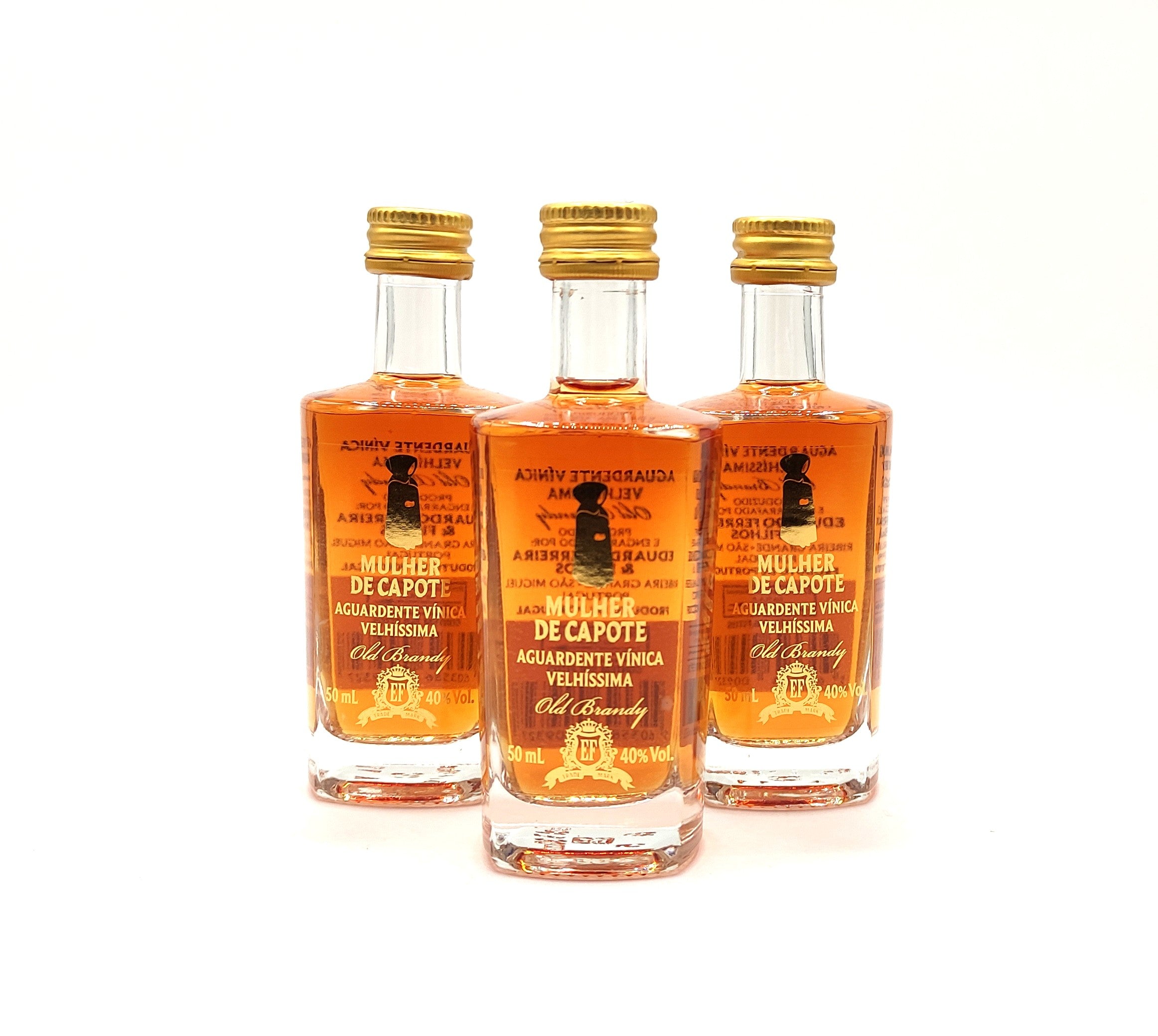 Aguardente Velhíssima Mulher de Capote Miniatura 50ml - São Miguel