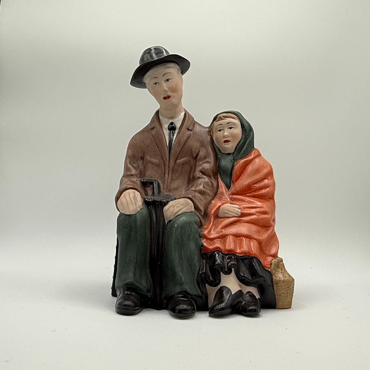 Emigrantes Miniatura Figura com Licor de Maracujá - Açores