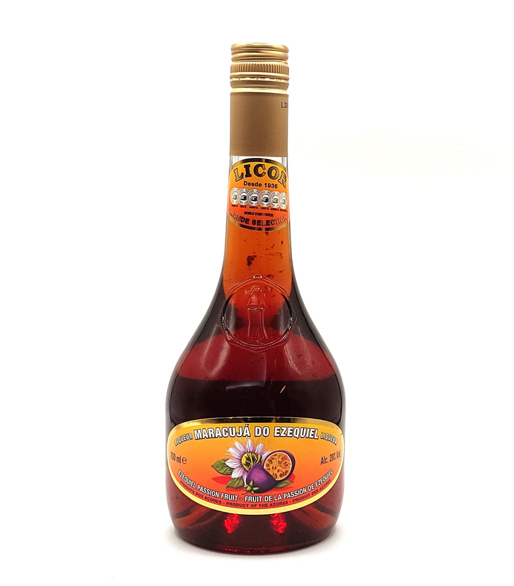 Licor de maracujá do Ezequiel 700ml produzido em São Miguel Açores