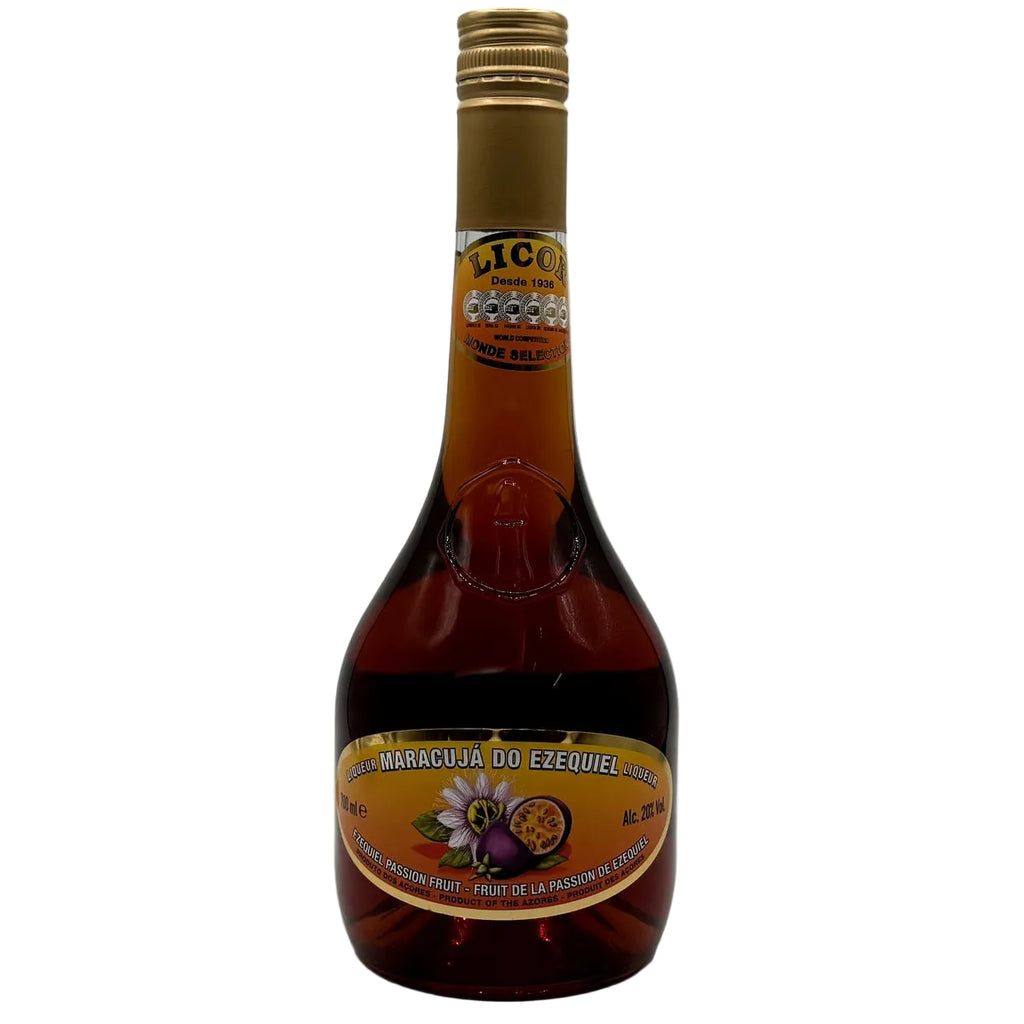 Licor de maracujá do Ezequiel 700ml produzido em São Miguel Açores